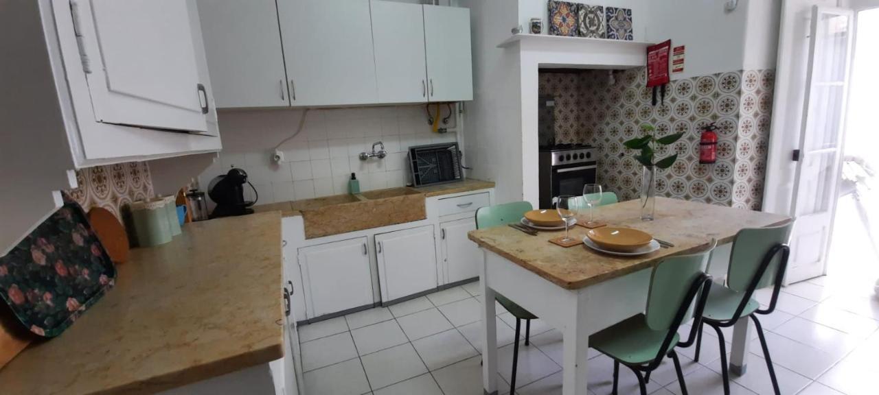 Sunny Terrace Apt, Close To Downtown! 2 Bedroom Flat Lisbon Exterior photo